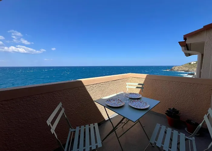 شقة A Avec Terrasse Et Parking, Acces Direct A La - Fr-1-309-541 *