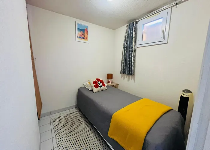 A Avec Terrasse Et Parking, Acces Direct A La - Fr-1-309-541 شقة